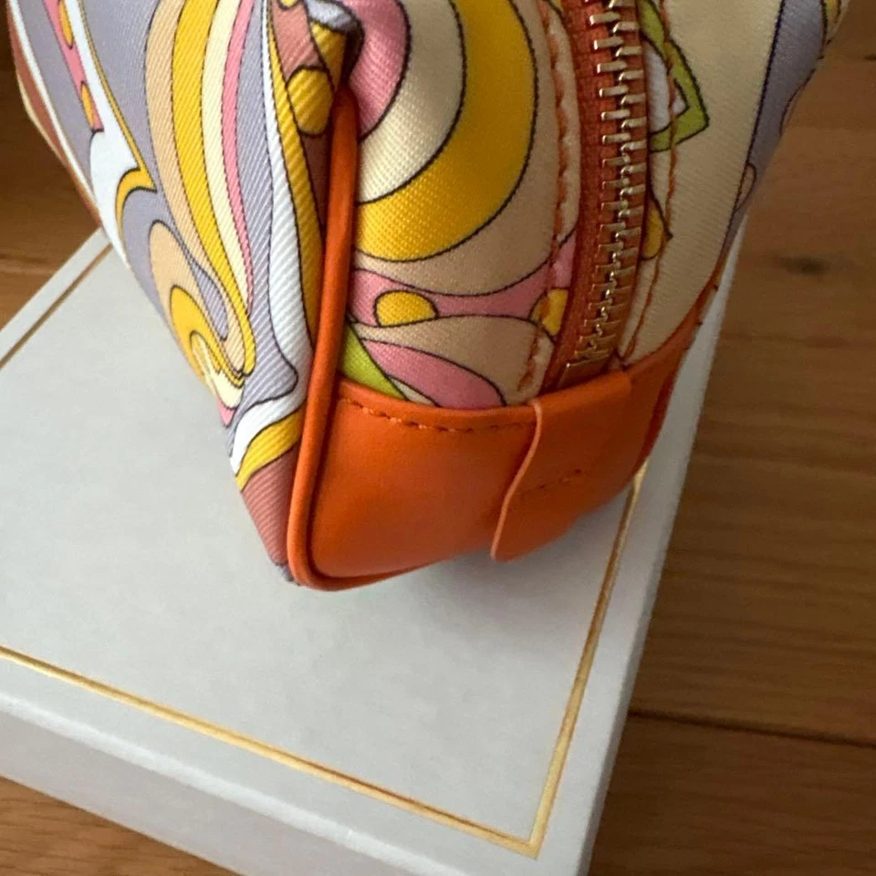 Bolsa Emilio Pucci Tela Pequeña Negra Interior Bolsillo Caja Bolsa para el Polvo Incluida Foto 4 de 4