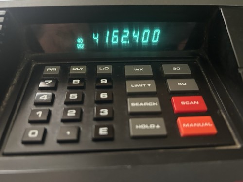 Uniden Bearcat 210 XLT Scanner - Zdjęcie 2 z 14