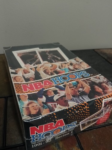 1991-92 91-92 NBA Hoops Series 1 Factory Sealed Pack Box *36 Packs* Hofers - Picture 2 of 7