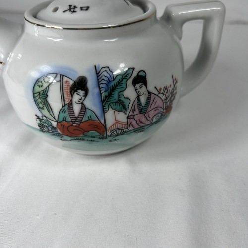 Antique Japanese Teapot with Domestic Scene, Mark - Picture 3 of 19