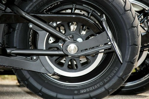 Ricks Harley Softail ab 2018 seitlich Kennzeichenhalter matt schw. TÜV/ABE (CH) - Bild 9 von 9