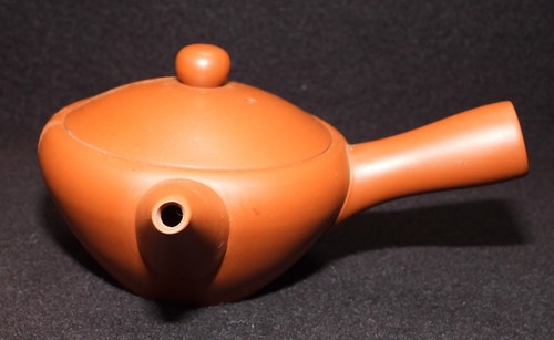Rare Vintage Japanese handmade Side Handle Ceremonial Tea Pot - Signed - Picture 4 of 9