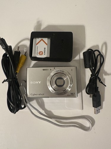 Retro Sony Cyber-shot DSC-W330 14.1MP Digital Camera - Silver Argent - Picture 4 of 14