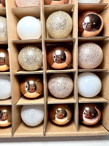 25 MINI GLASS CHRISTMAS ORNAMENTS GOLD SILVER WHITE MATTE SHINY GLITTER BALLS - Picture 8 of 10