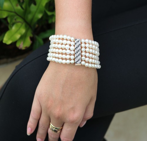 Six Strands Pearl Bracelet 18K Gold Clasp 0.44 Ct Black and White Diamonds 7.8" - Picture 7 of 7