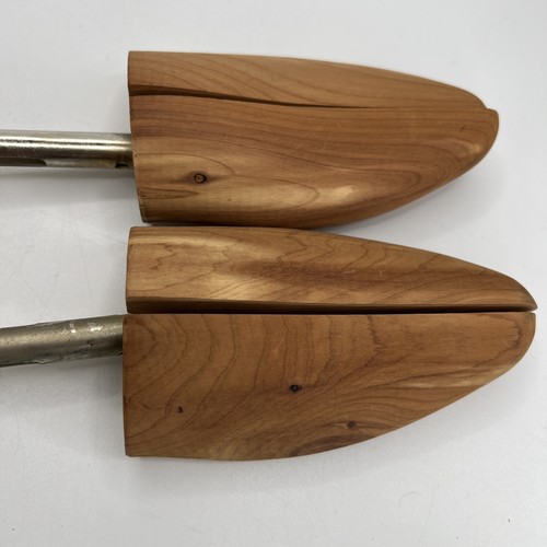 Hanover shoe stretchers cedar wood set of 2 Size S - Picture 4 of 7