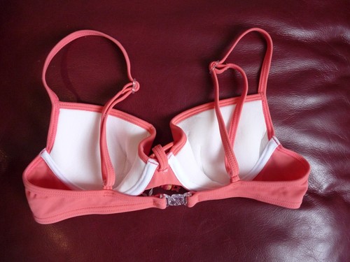 BNWOT Bikini top UK Size 8 Etam coral pink underwired - Picture 2 of 2