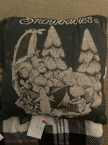 2 Snowbabies Tapestry Accent Throw Pillow Christmas Winter Dept 56 12" x 12" - Picture 3 of 4