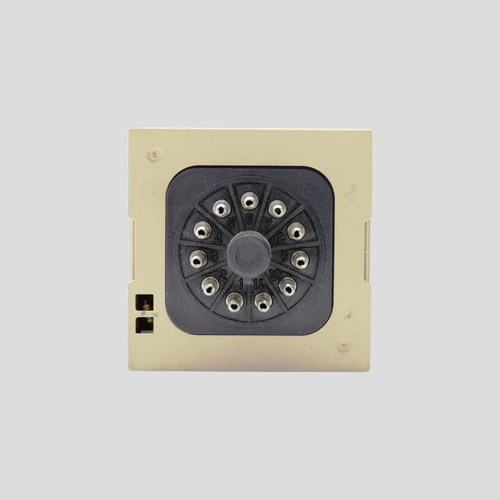1pcs AUTONICS TZ4SP-14R TEMPERATURE CONTROLLER - Picture 4 of 5