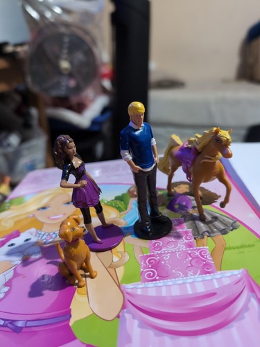 BARBIE MY BUSY BOOK By Phidal Publishing Inc. With Playmate And 10 Figures - Picture 11 of 16