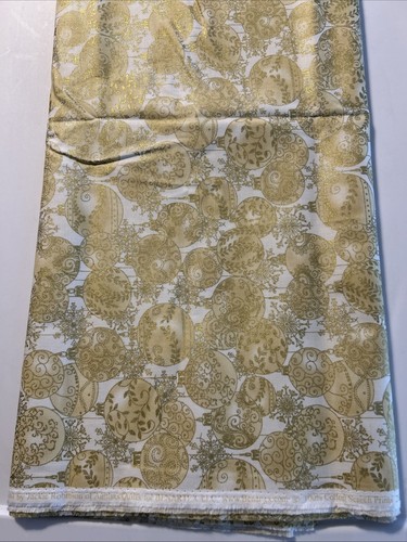 A Festive Season Cotton Christmas Jackie Robinson Benartex Gold Glitter 2 Yards - Picture 1 of 3
