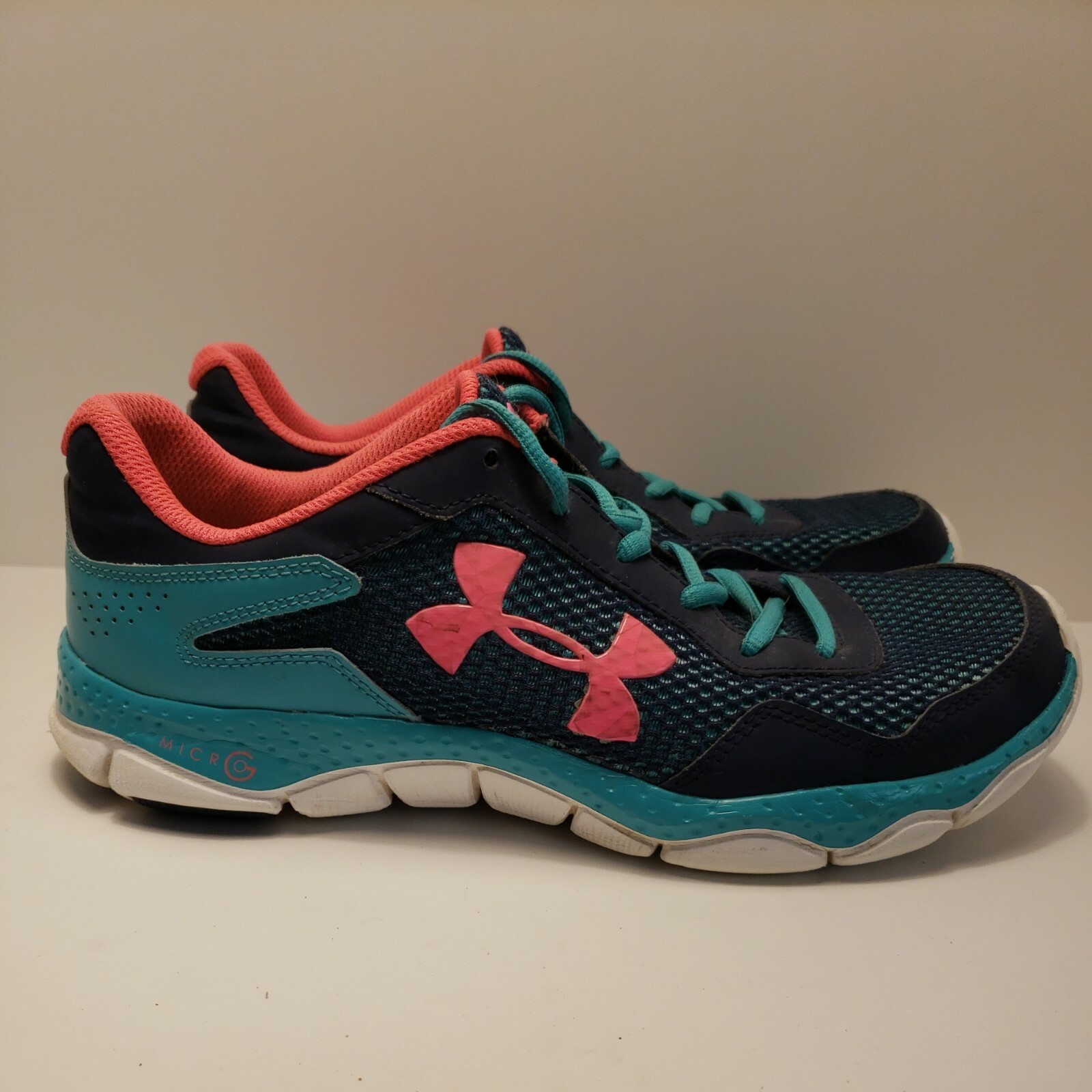Under Armour GGS Engage II BL Youth Running Shoes US Size 7Y-image