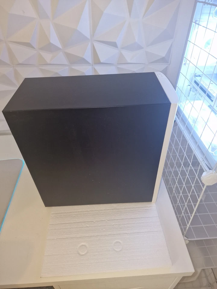 HP 550 Core i5-6400 2.7Ghz 8Gb RAM 240Gb SSD Radeon 2Gb Wifi. - Image 4 of 4