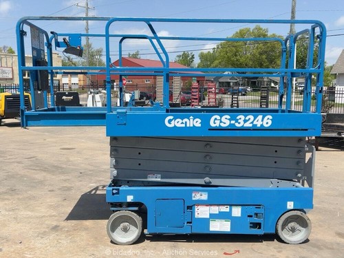 2013 Genie GS-3246 32' Electric Scissor Lift Man Aerial Platform Manlift bidadoo - Picture 10 of 12