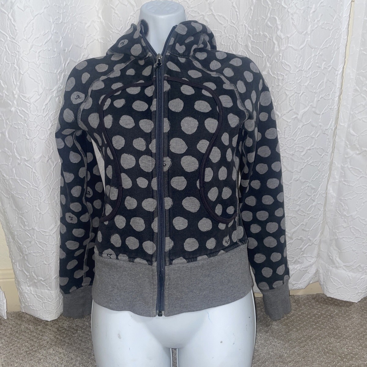Lululemon polka dot jacket zipped hoodie size 4 EUC | eBay