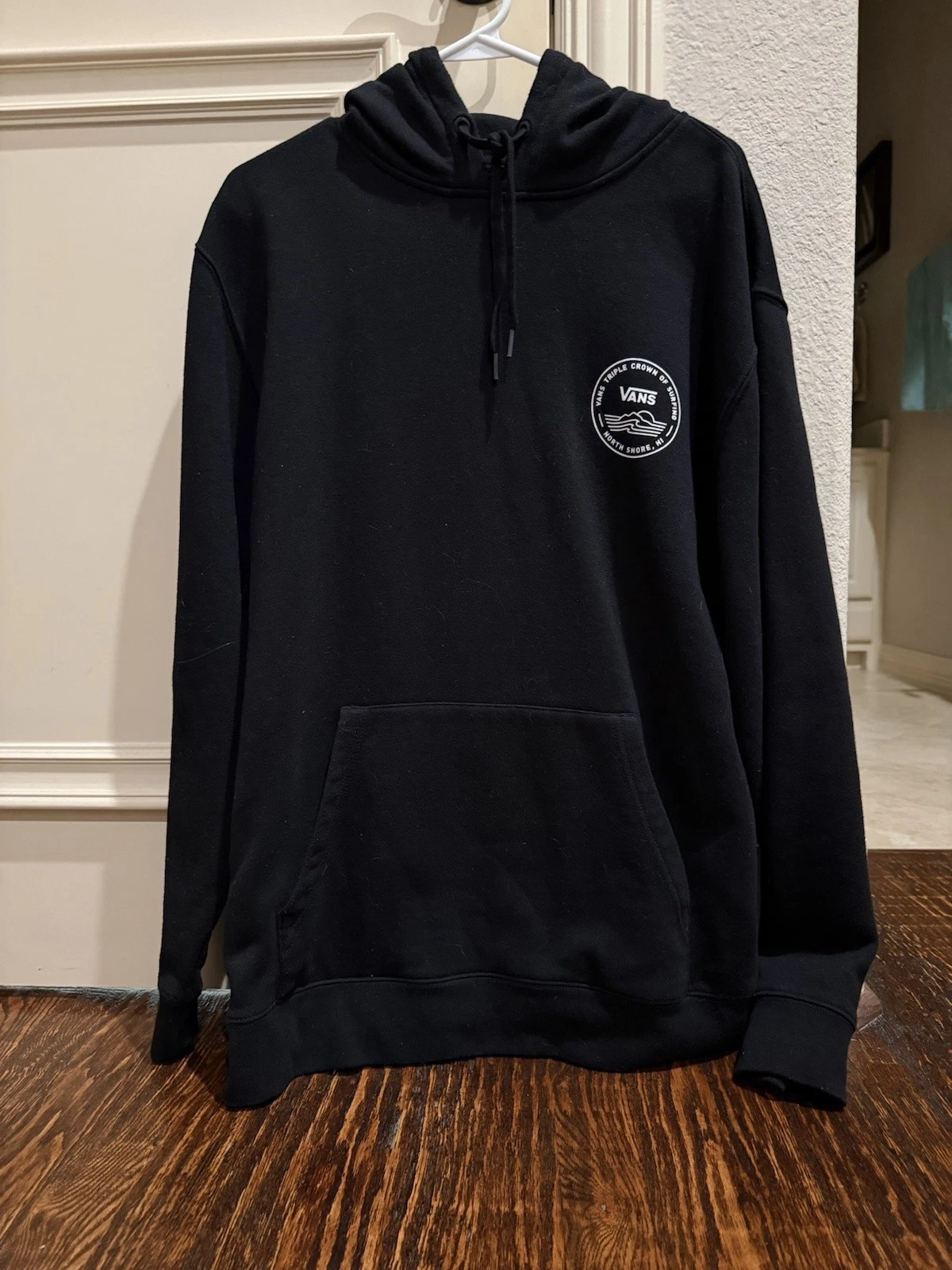 Vans Triple Crown of Surfing 2020 Hoodie Black Size Large North Shore Hawaii
Opens in a new window o