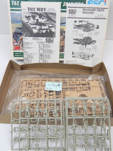 Esci Ertl 1/72 Russian T62 Tank And Warsaw Pact Soldiers Model Kit Complete Vintage - Bild 2 von 4