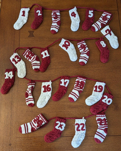 Pottery Barn Advent Calendar Knit Stockings Christmas Garland Red White Striped - Picture 1 of 8