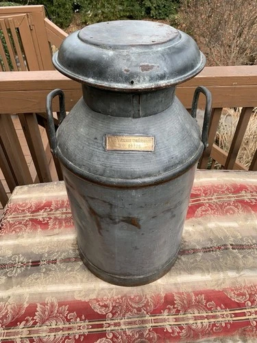 Vintage THE TEXAS COMPANY (TEXACO) Steel Oil Can-Pat 1907-49249-Milk Container