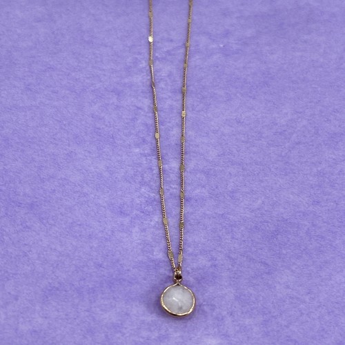 White and Gold Pendant Delicate Gold 19" Necklace Woman Gift - Picture 4 of 4