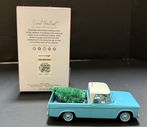 Dodge D-100 1964 Hallmark Keepsake adorno de camioneta azul Navidad - Imagen 3 de 8