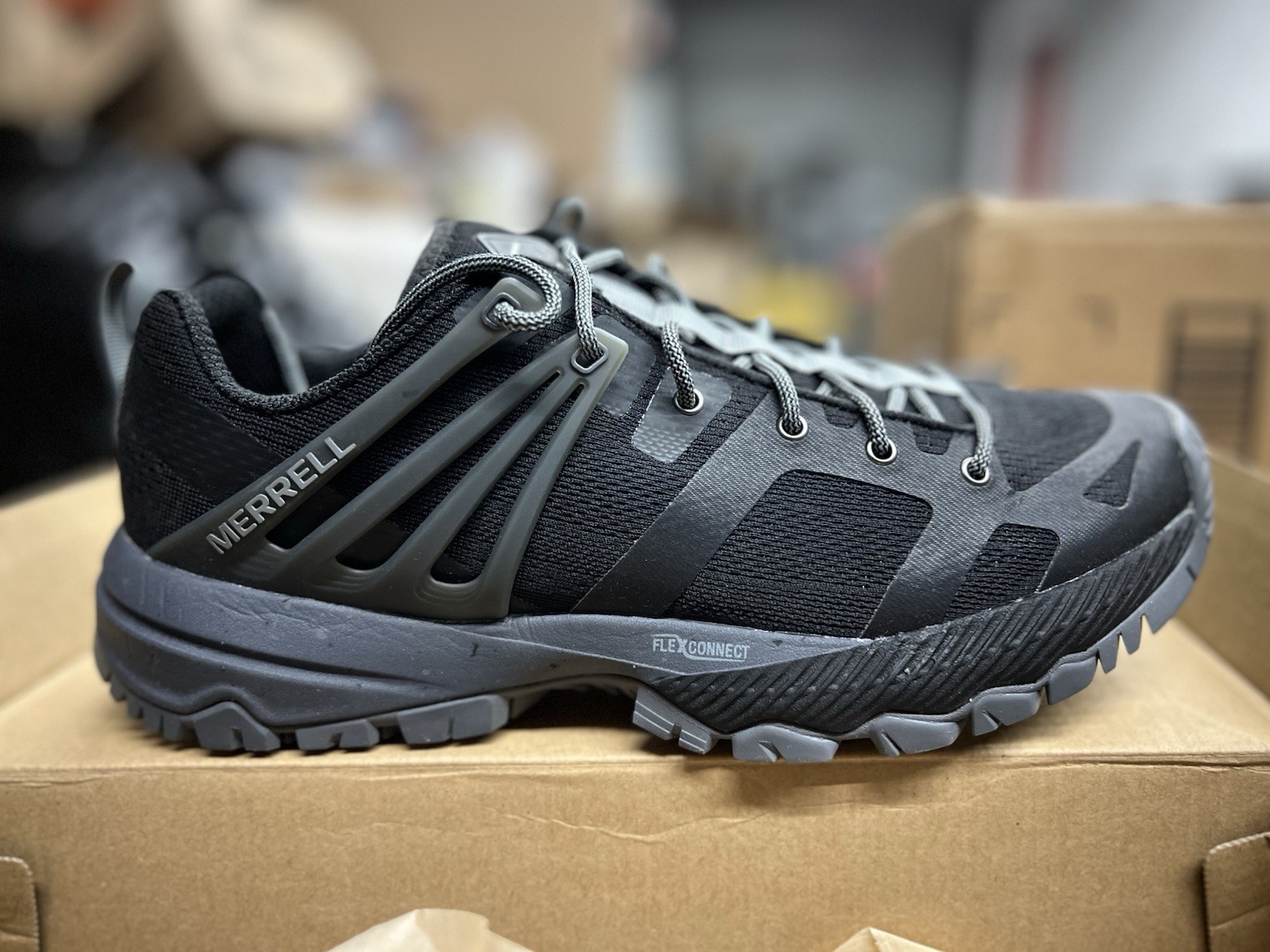 Scarpa da trekking uomo Merrell MQM Ace sneaker nera J48751