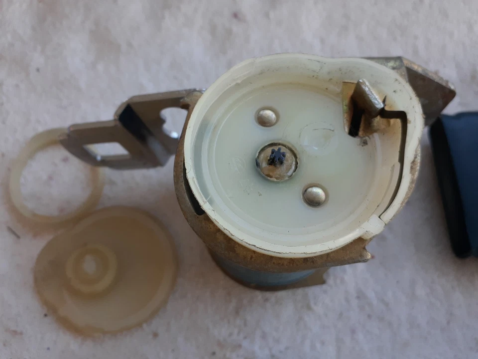 Ford Ranchero Torino 1970 cinturón de seguridad piezas retractor cubierta azul Foto 3 de 4