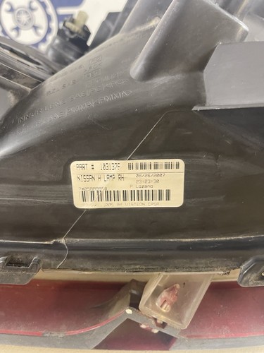 2004-2007 NISSAN TITAN PASSENGER RIGHT HEADLAMP HEADLIGHT HALOGEN OEM - Picture 10 of 13