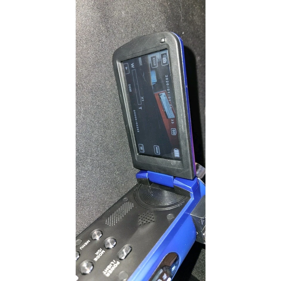 Polaroid 4K 18X Zoom Touch Screen Wi-Fi Camcorder Blue Complete NWOB - Image 3 of 4