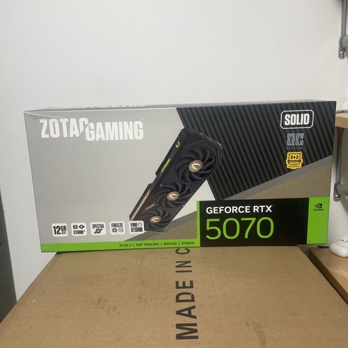 zotac geforce rtx 5070 Solid Oc 12gb - Photo 2/4