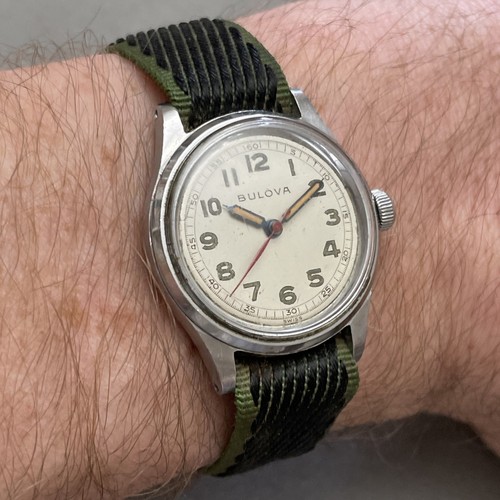 Vintage Bulova 572 Military Style Watch 10BA 17j 29mm - Picture 12 of 16