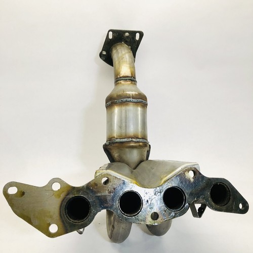 EASTERN 30545 INTEGRATED EXHAUST MANIFOLD CATALYTIC CONVERTER - Picture 3 of 5