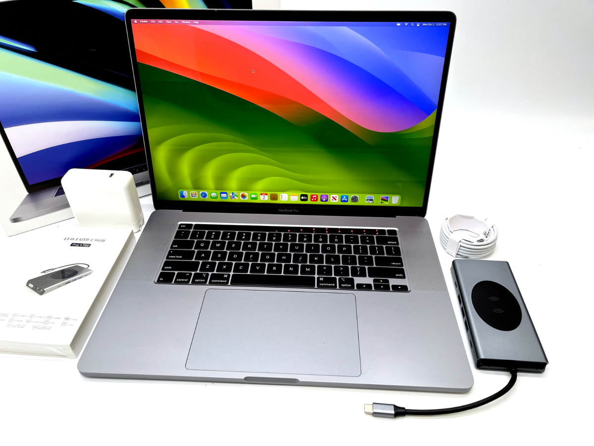 MacBook Pro Touch 16 inch 5.0GHz 8-Core i9 32GB RAM Laptop MacBook Pro Touch 16 inch 5.0GHz 8-Core i9 32GB RAM Laptop