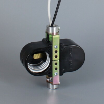 TWO LITE CLUSTER SOCKET WITH 9'' WIRE LEADS 1/8m x 1/8m LAMP PART NEW 30162J