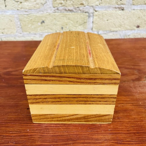 Wooden Box Handmade Rectangular Shaped Home Storage Small Box with Lid Lock - Picture 3 of 13