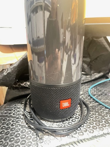 USED JBL Pulse 3 - Wireless Bluetooth Waterproof Speaker with charging wire (Q3)