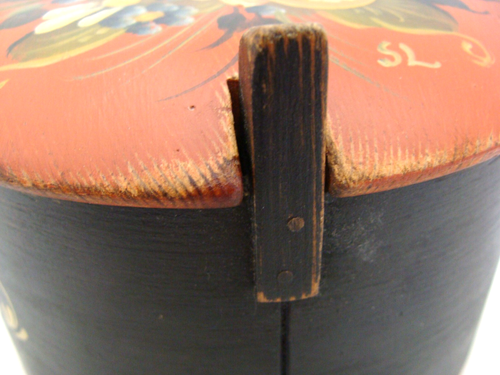 Norwegian Rosemaling Bunadsolv Wooden Tine Box - Picture 7 of 12