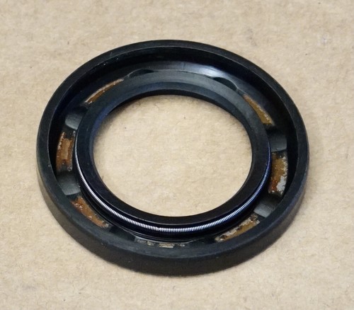 Harley Davidson Original Main Shaft Inner Primary Bearing Seal - Picture 2 of 2