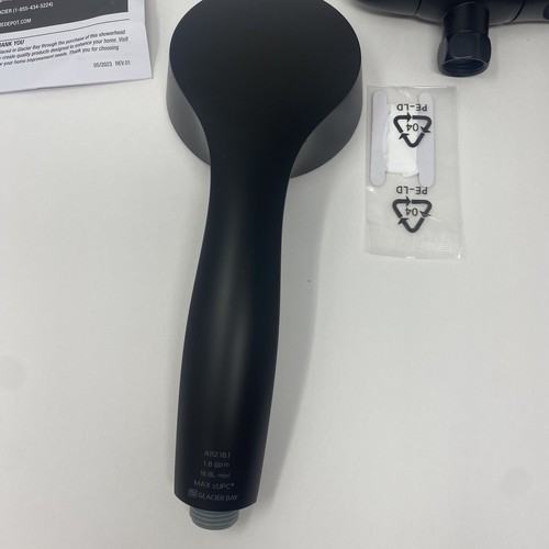 Glacier Bay 6-Spray Patterns 5.5 in. Dual Mount Shower Head, Matte Black - Picture 6 of 15