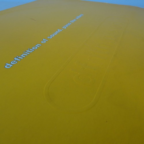 DEFINITION OF SOUND - Pass The Vibes - Weekenz Blitz Mixes 1995 UK 12" promo VG+ - Picture 10 of 11