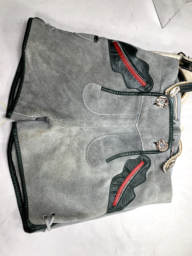 Lederhosen Kids Leather Gray Suede German Shorts with Suspenders 21" Small - Picture 13 of 13