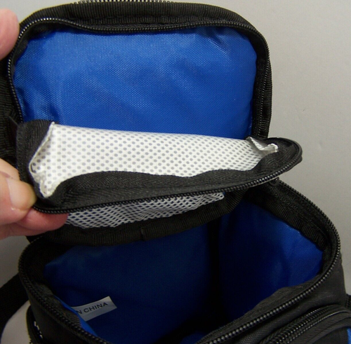 Case Logic Small Black Camera Case, Padded, with Belt Loop - Picture 5 of 6