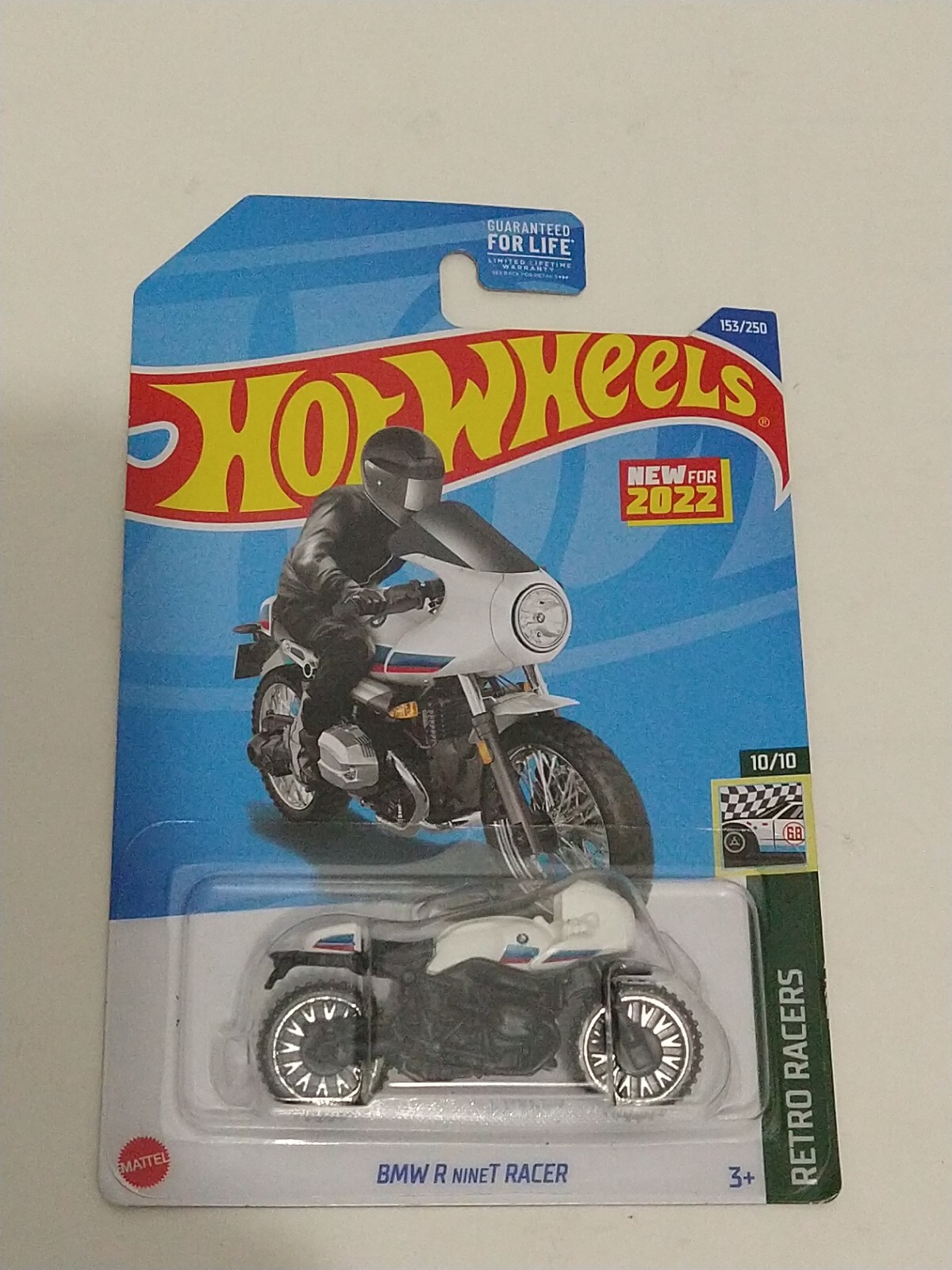 2022 Hot Wheels Retro Racers 10/10 White BMW R nineT Racer 153/250