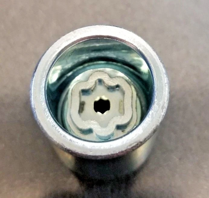 Conjunto de trava de roda de liga leve Toyota 00276-00900 acessório Toyota genuíno (curtos) - Imagem 4 de 4