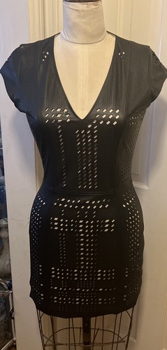 Parker Serena Black Laser Cut Leather Dress Size S EUC Perfect for Fall! - Picture 1 of 11