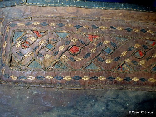 Yoruba Perlenarbeit Umhängetasche Leder Antik Afrika Stamm Anfang 20. Jh. Shango Bag - Bild 13 von 23