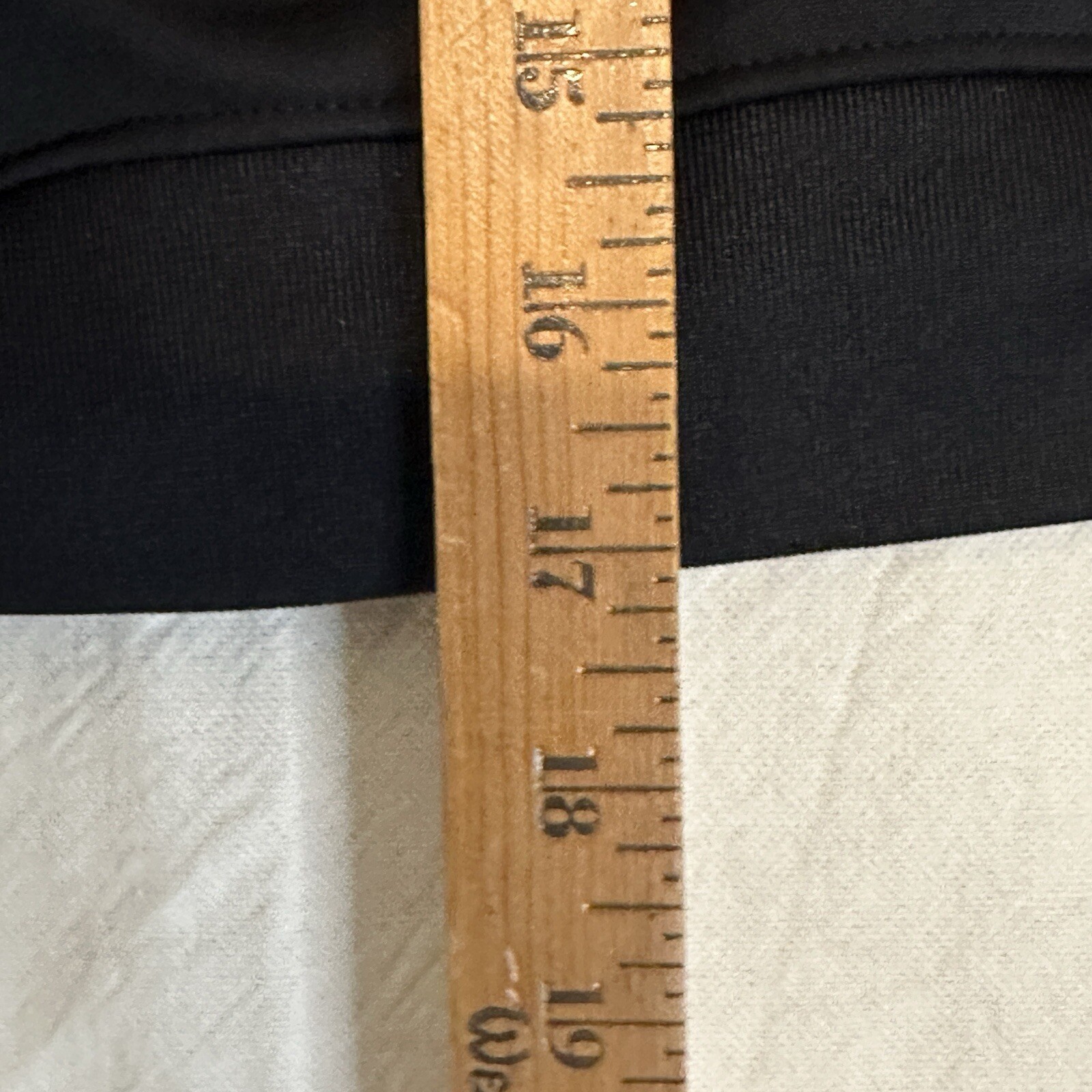 Picture 3 of 8
