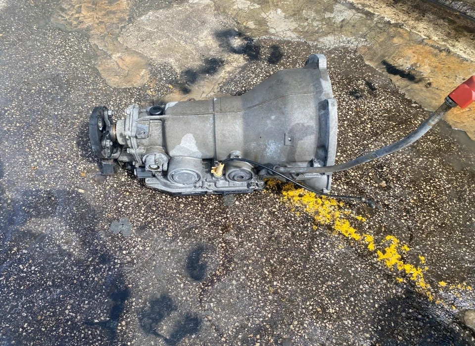 Mercedes Benz 560SL 1986-89 transmisión automática 107 k millas 4 velocidades usado original OEM Foto 3 de 3