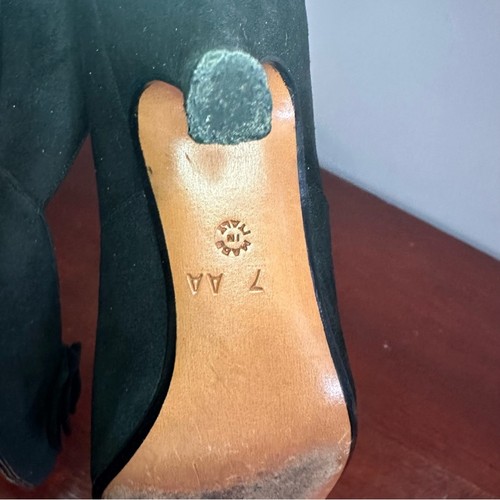 Scarpa decolte Bottega Veneta nera scamosciata fiocco tacco 3” design classico Italia 7AA - Foto 10 di 13