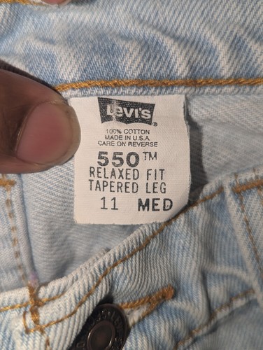 VTG 90s Levis 550 Relaxed Fit Medium 11 Womens Denim Light Wash 30x30 1994 - Picture 3 of 11